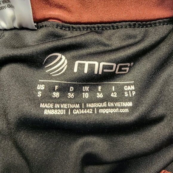 MPG Athletic Running Shorts Women's Size Small Maroon Red 2-in-1 Stretch Waist - Picture 5 of 10